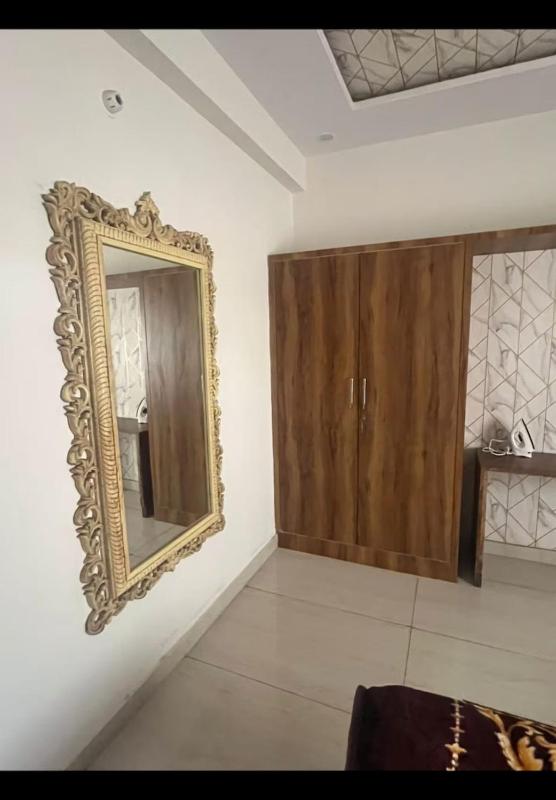 3Bhk luxurious l spacious l Vaishali Nagar l WiFi - image 12