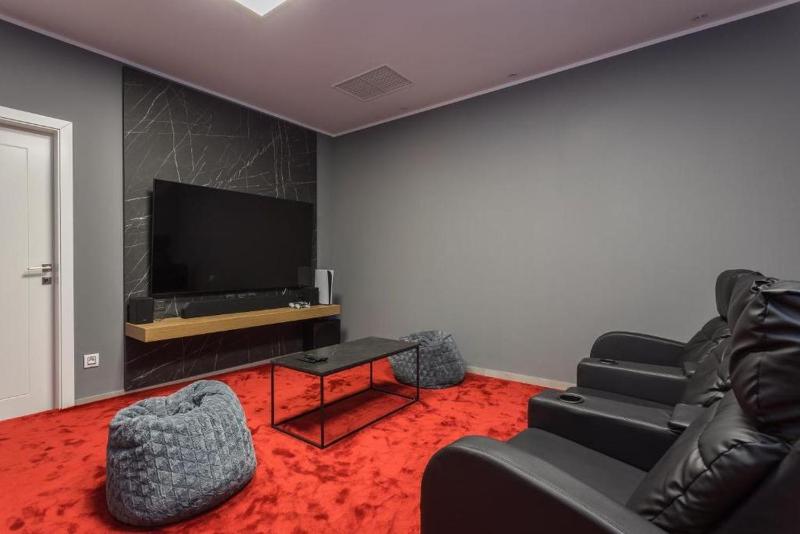 Villa Titanium - image 27