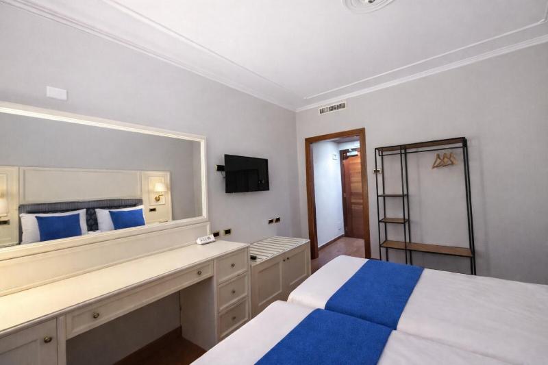 Hotel President Venezia - image 21
