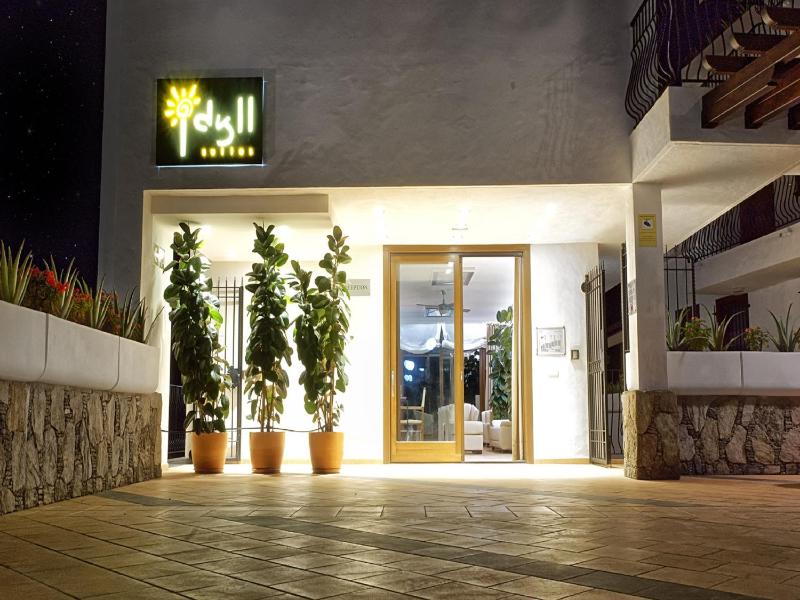Idyll Suites - Adults Only - image 19