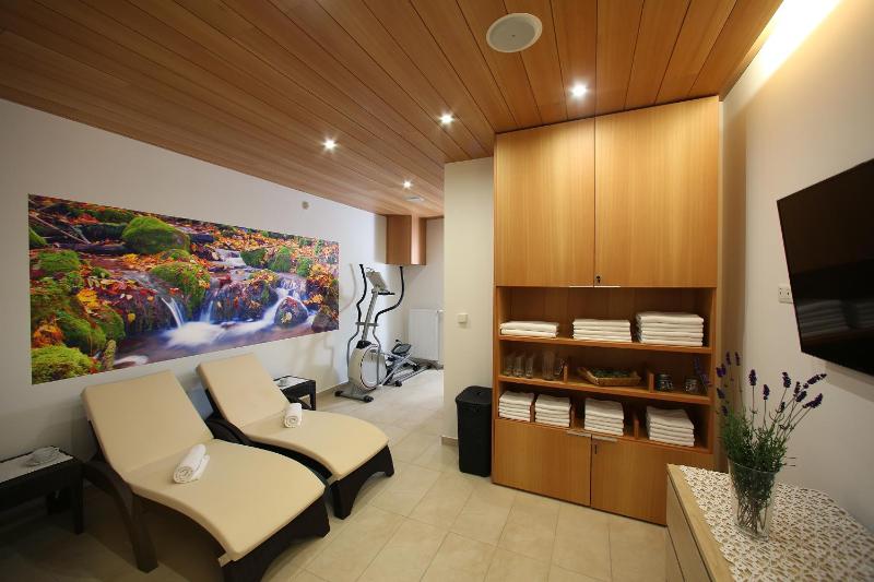 One-Bedroom Apartment - Annex image 2