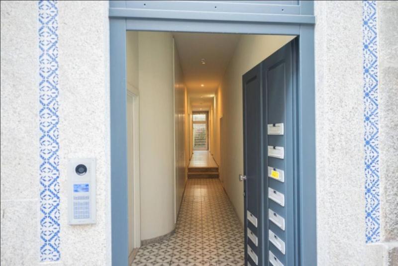 Luxury Style 5 with AC Downtown Porto near Metro - image 9