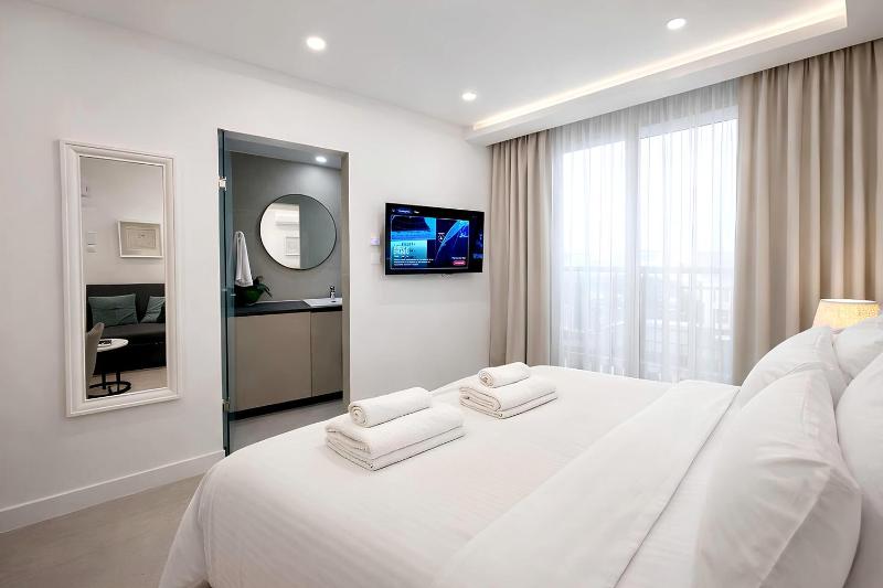 White Arches Studio Suite by TrulyCyprus - image 6