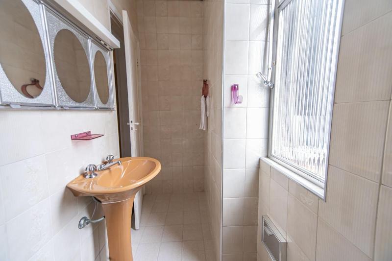 Apartamento com Ar Condicionado a 100 m da Praia - image 22