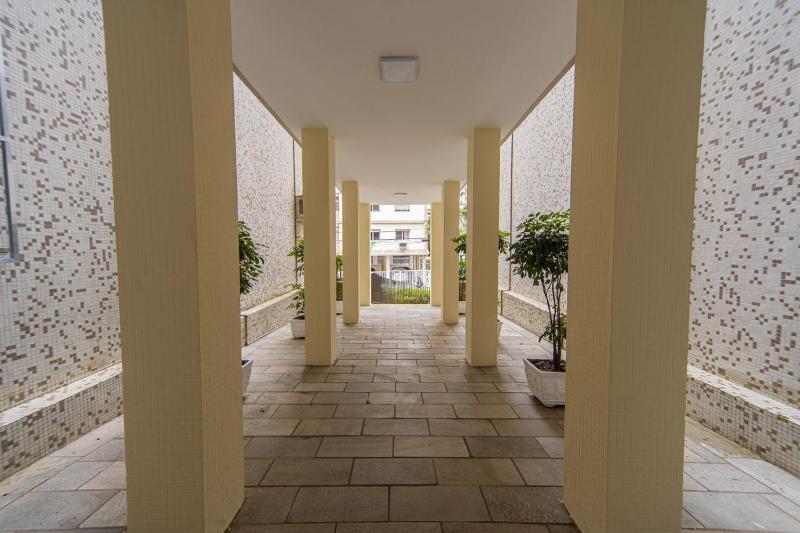 Apartamento com Ar Condicionado a 100 m da Praia - image 26