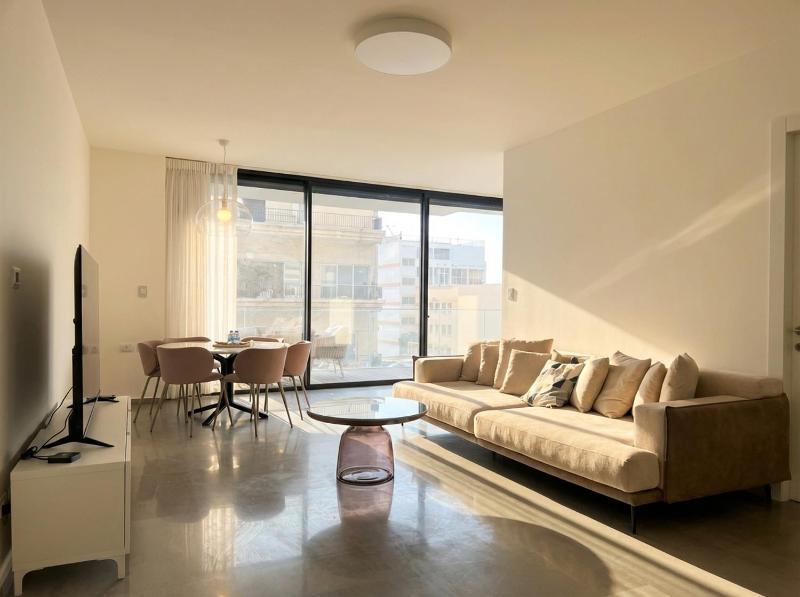 SeaView Beach Front 3BR TLV By SweetyGuest - image 10