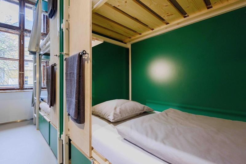 Bed in 4-Bed Mixed Dormitory Room with Private Bathroom image 2