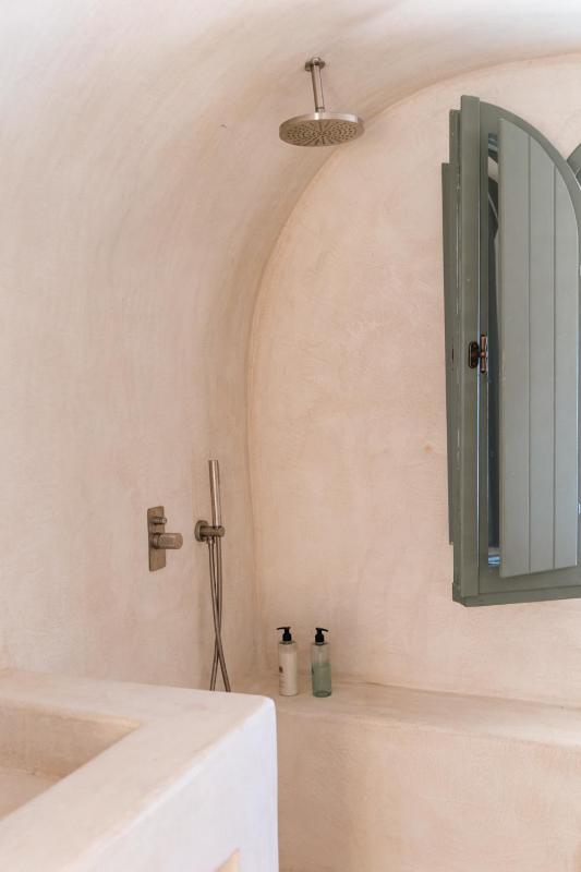 Old Oia Houses - image 26