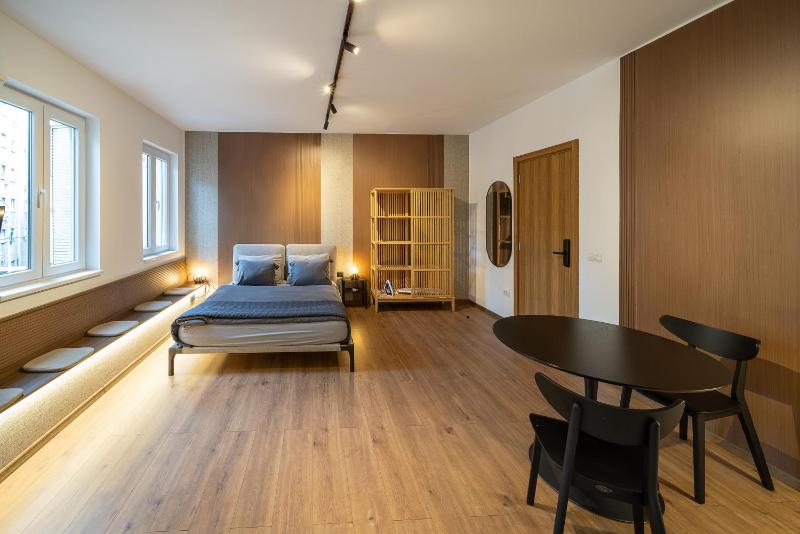 Old Town Suites - image 16