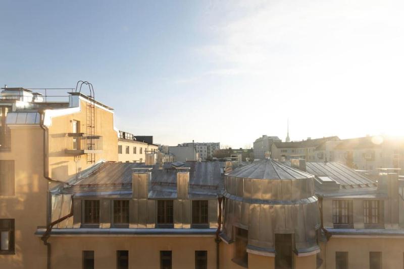 2ndhomes Unique and Bright Penthouse Studio in Ullanlinna - image 2
