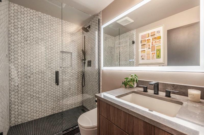 New Luxurious 4BR w Central AC in Aspen's Core - image 44