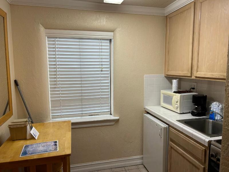 Sea Vista Motel - image 34