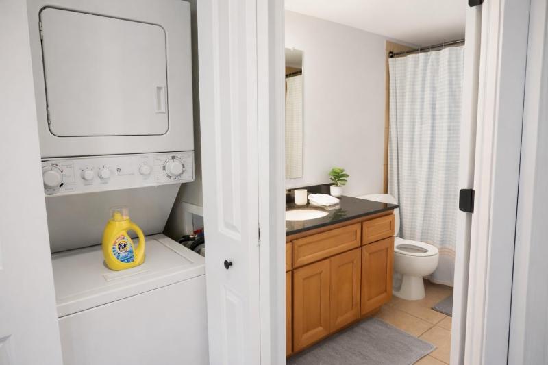 Stylish 1-Bedroom Stay Near Downtown SLC - image 7