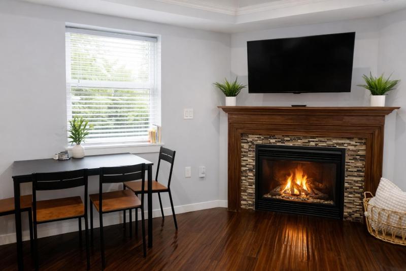 Stylish 1-Bedroom Stay Near Downtown SLC - image 8