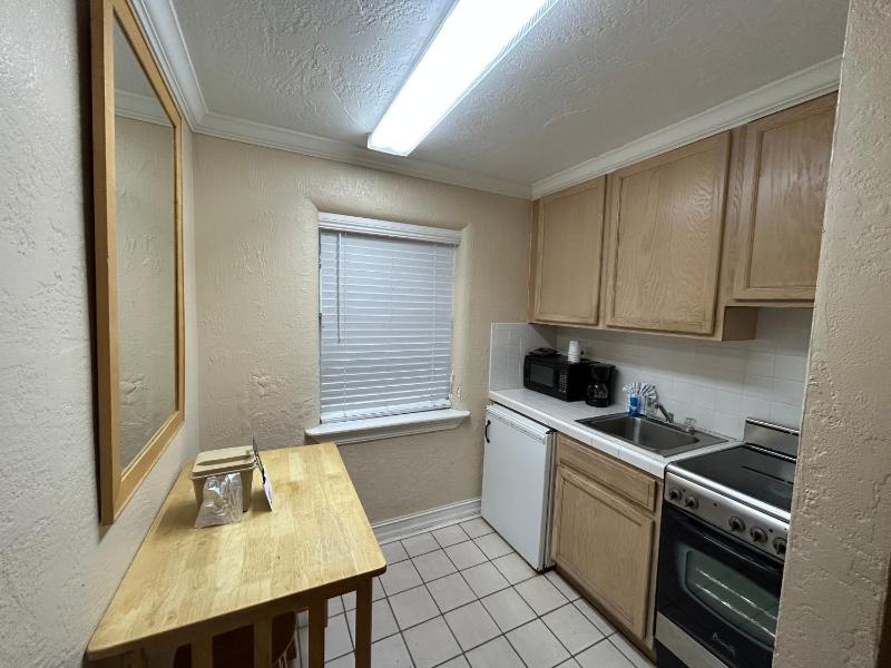 Sea Vista Motel - image 43
