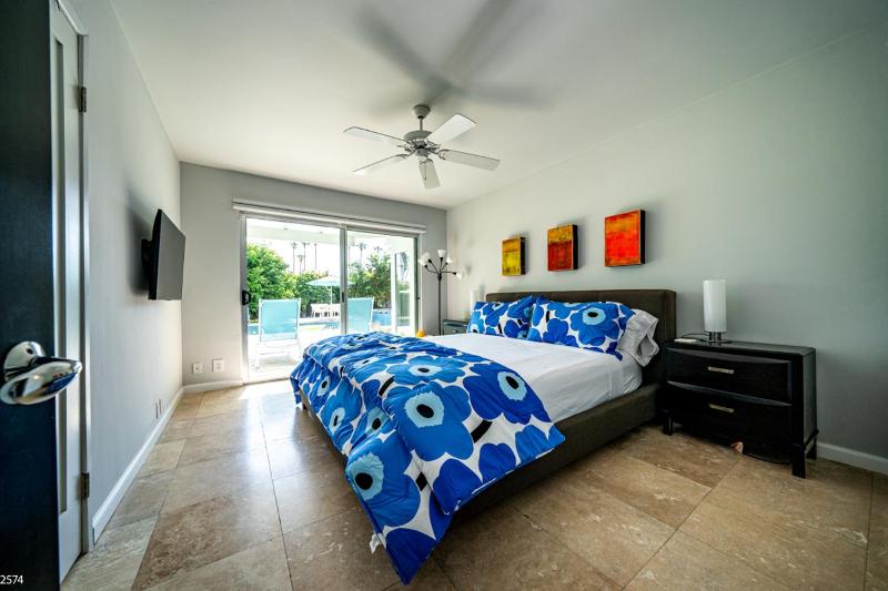Sunny Lands Vacation Home - image 28