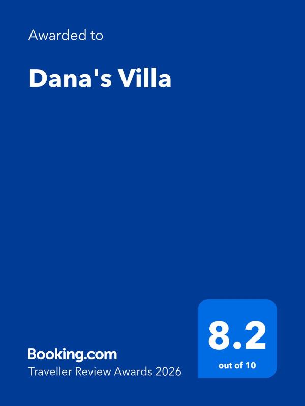Dana's Villa - image 2