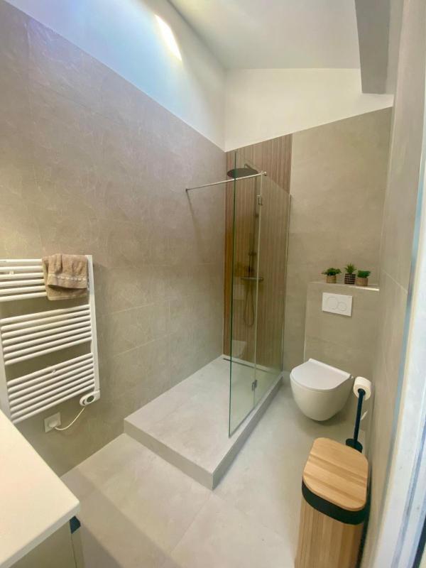 Cozystay 1825 Luxury Duplex on Rue dAntibes - image 9