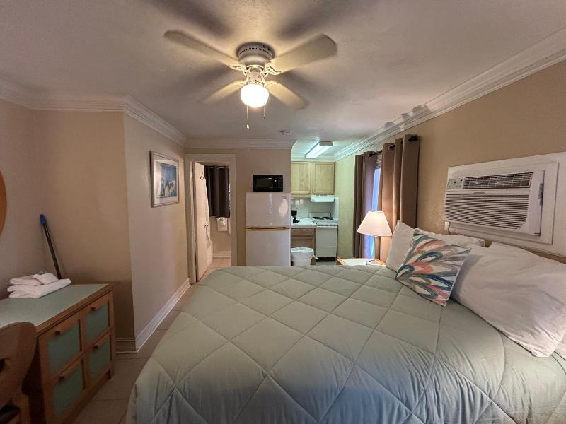 Sea Vista Motel - image 37