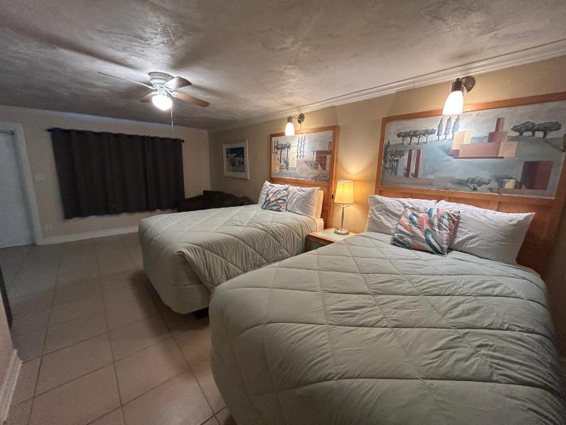 Sea Vista Motel - image 49