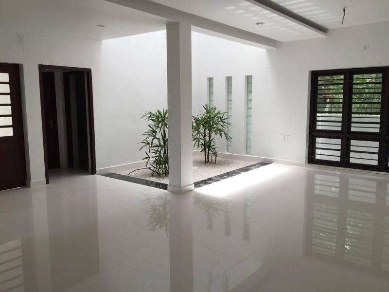 Posh Villa in TVM  Kowdiar please contact host before booking - image 11