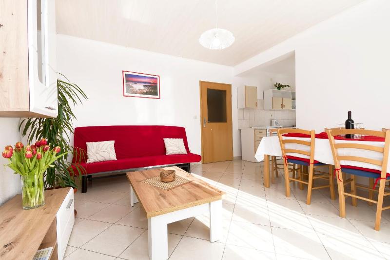Apartments Skriveni Dvori - image 18