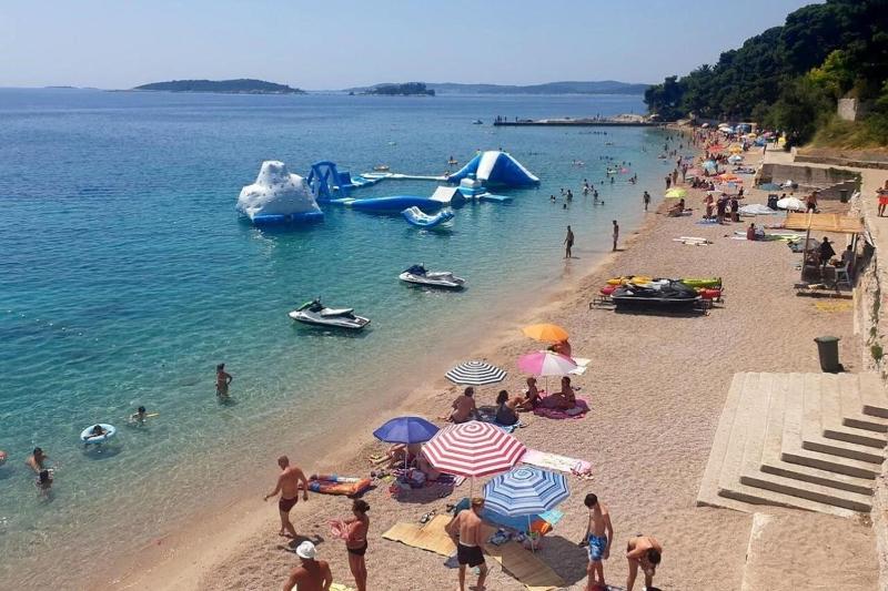 Apartments Tonka - image 3