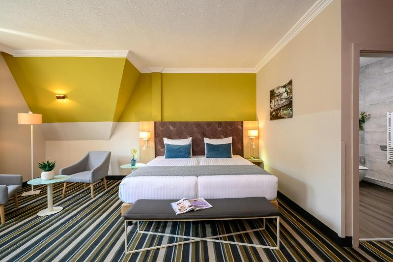 Leonardo Hotel Budapest - image 1
