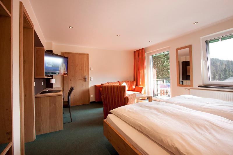 Double Room image 2