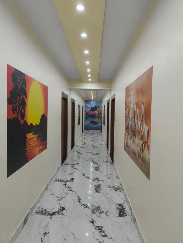 Divine Crest Inn Ayodhya - image 16