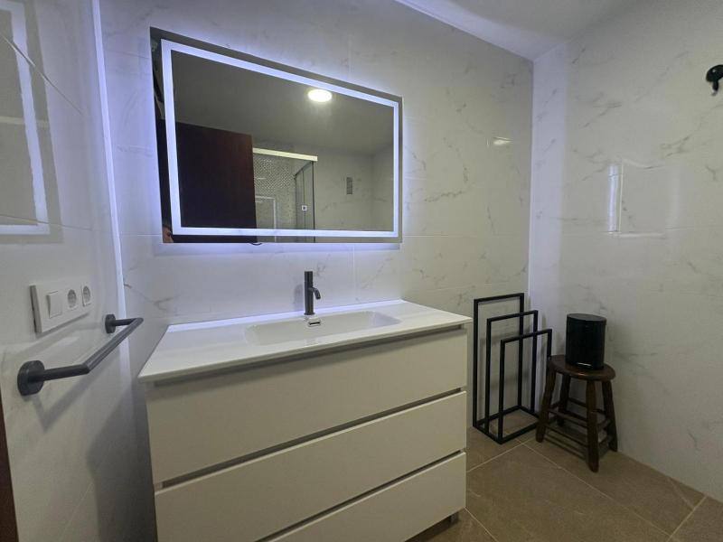 Apartamento con vistas frontales - Primera línea Playa Cargador - ALBERT VILLAS - image 17
