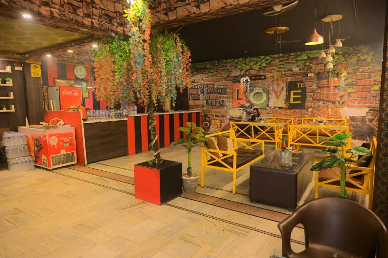 Divine Crest Inn Ayodhya - image 9