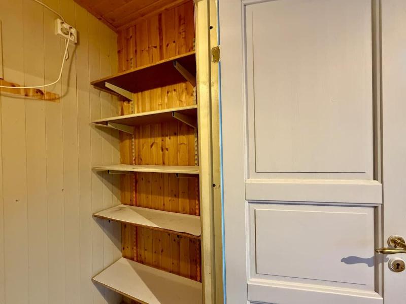 Workers House - 4 BR - 7 Beds - Near Volvo - Desks - image 9