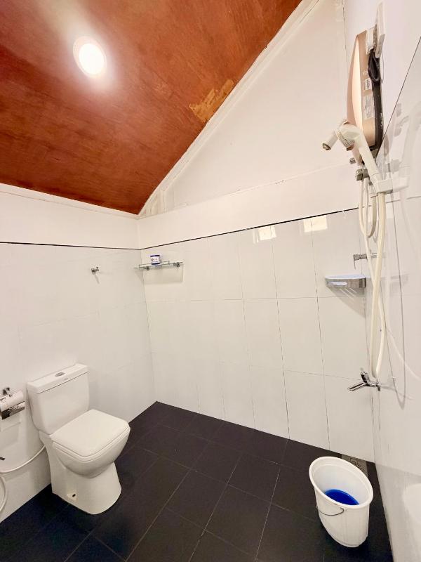 Bon Voyaage Tourist Inn - image 33