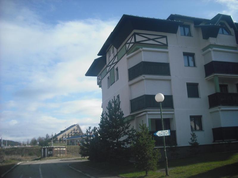 One-Bedroom Apartment image 1