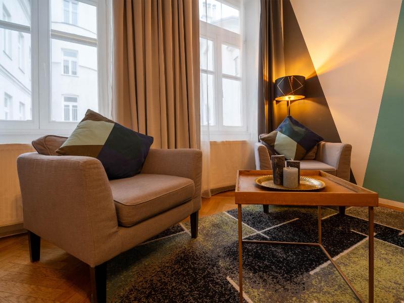 Studio with Kitchen near Naschmarkt & U4 Metro - image 9