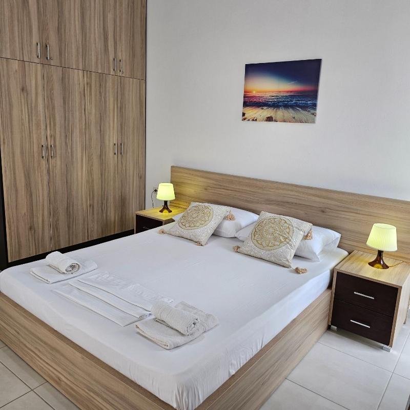 Ares Summer Apartments - image 7