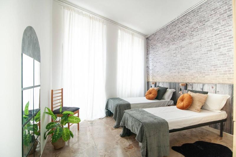 New York Style 2 Bed - image 1