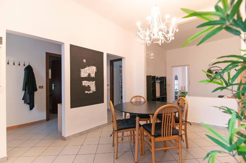 New York Style 2 Bed - image 3