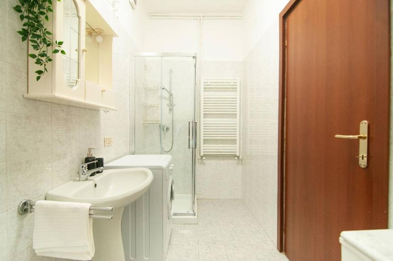 New York Style 2 Bed - image 22