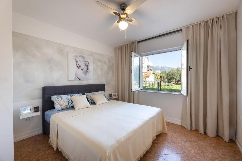 Apartmant with Pool 8 - image 39