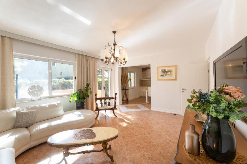 Apartmant with Pool 8 - image 44