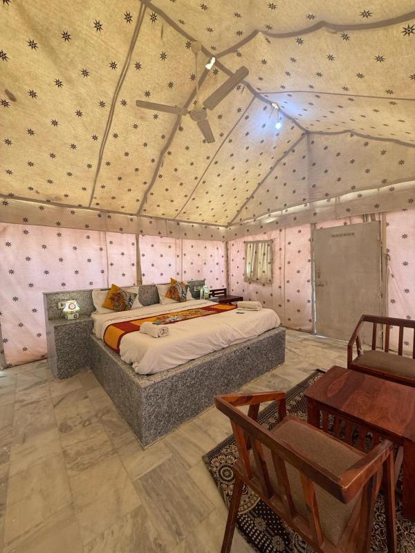 Best Al Luxury Desert camp - image 5