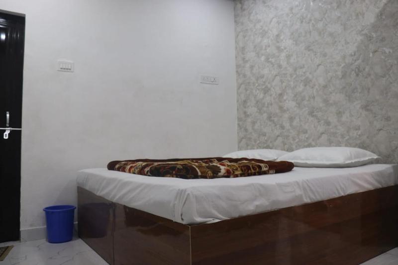 Shree Ambey Homestay Assi Ghat Nagwa Road - image 6