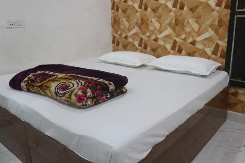 Shree Ambey Homestay Assi Ghat Nagwa Road - image 3