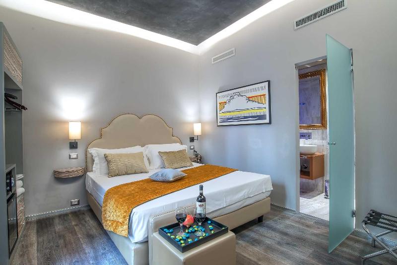 Superior Double or Twin Room image 3