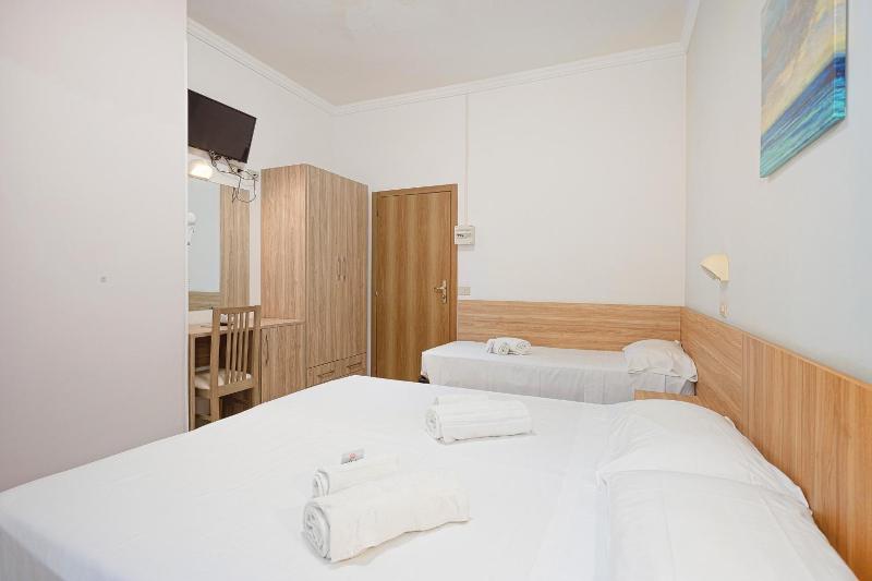 Hotel Blue Ribbon - image 11