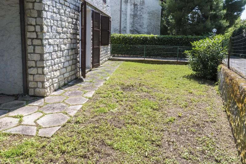 M083 - Marcelli trilocale con giardino al Residence MareVerde - image 10