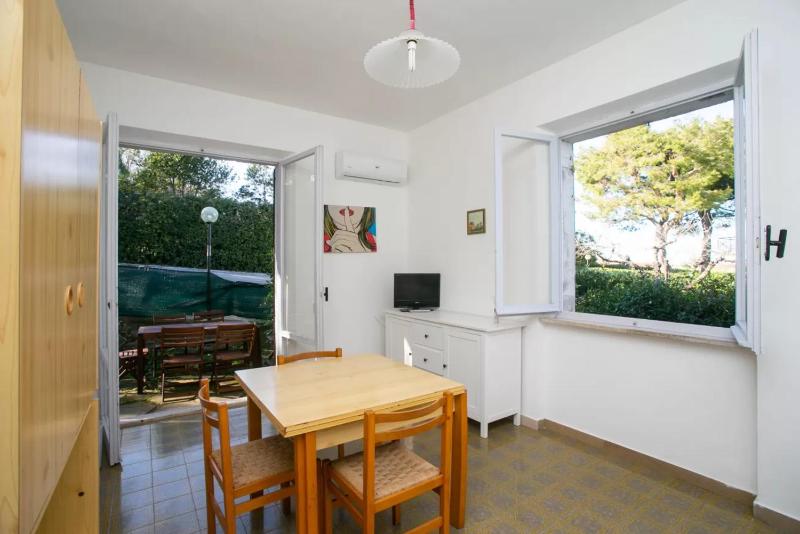 M083 - Marcelli trilocale con giardino al Residence MareVerde - image 9