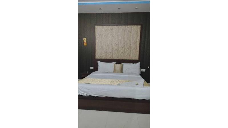 Hotel Green Lotus - image 12